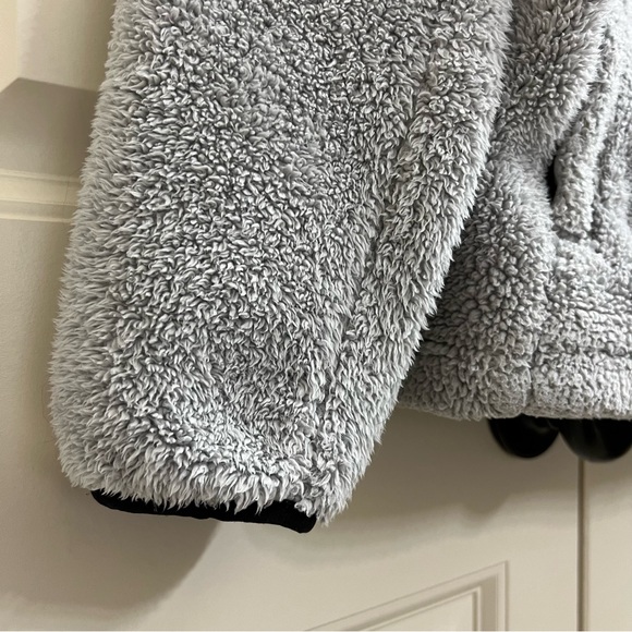 The North Face Womens Campshire Sherpa Pullover in Gray, Size S - Picture 5 of 7